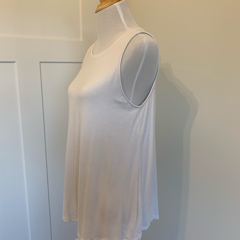 Apana large white tee with crisscross back. New without tags